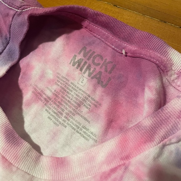NICKI MINAJ Tie Dye Tee Sz L - Picture 3 of 4